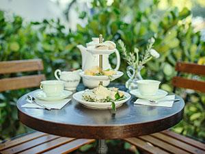 Afternoon tea: A history - Tea Blossoms