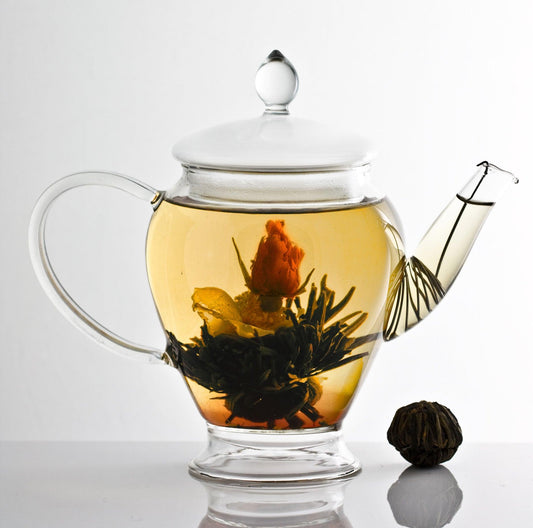 Flowering black tea ball - Camellia flower, Cinnamon, Vanilla (Chai)