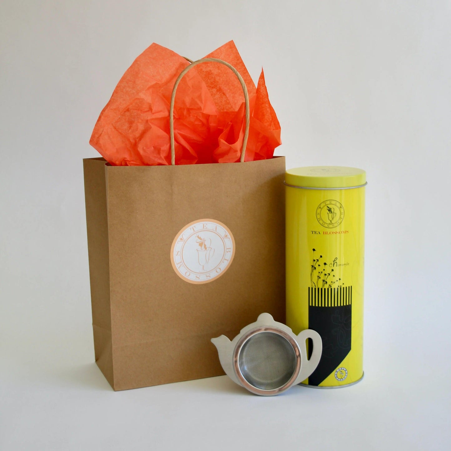 100g Loose Leaf Tea in a Gift Tin and with a Teapot-Shaped Tea Strainer